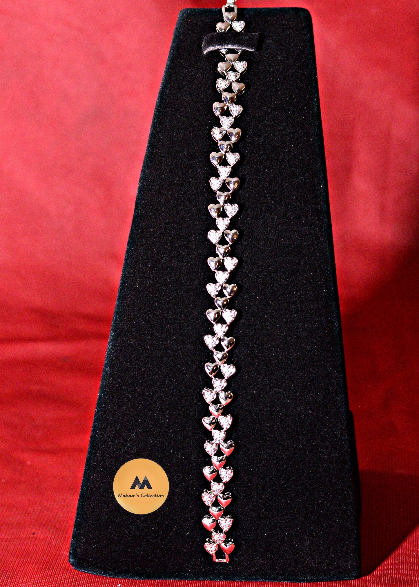 Delicate All-Around Heart Link Bracelet for Women - Sparkling Silver Tone, Free Size