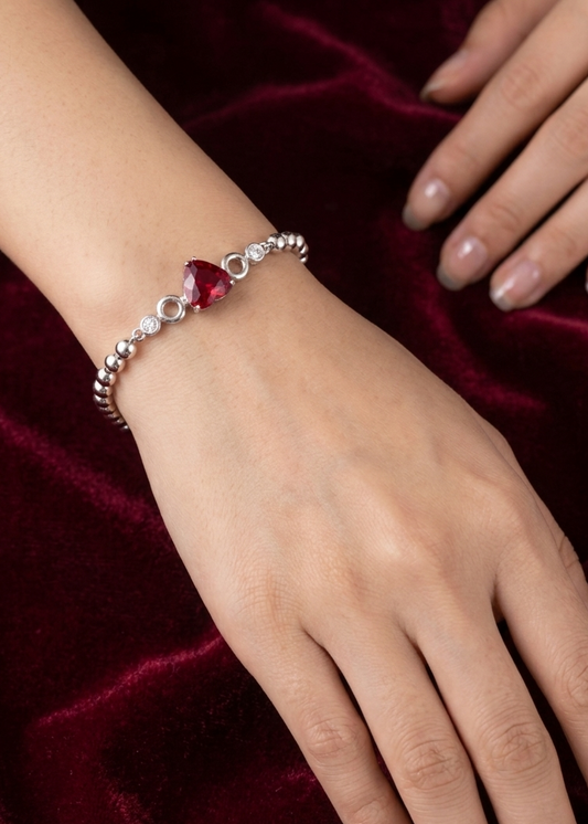 Vibrant Red Heart Solitaire Charm Bracelet - Silver Tone, Free Size