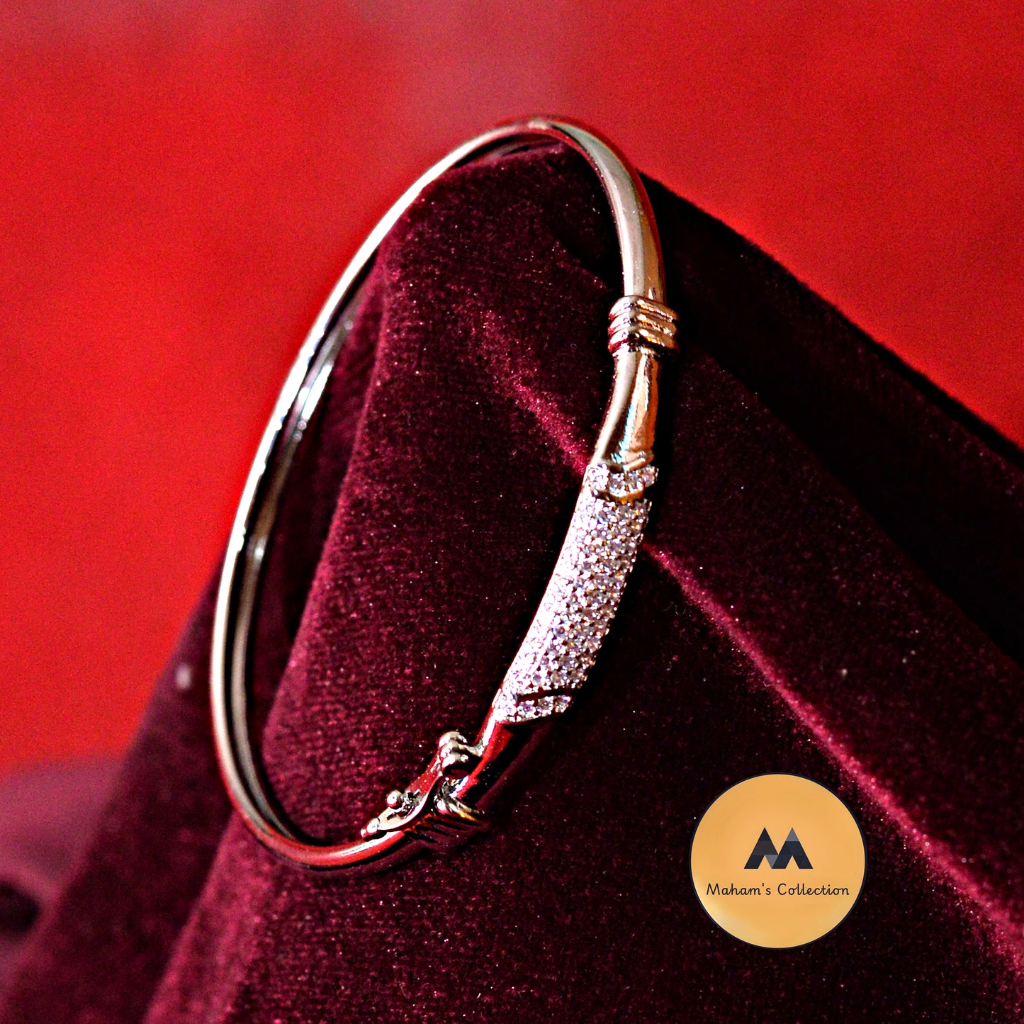 Luxury Crystal Pavé Oval Bangle Bracelet